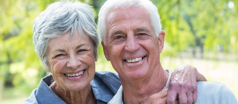 Happy-old-couple-smiling elderly couple